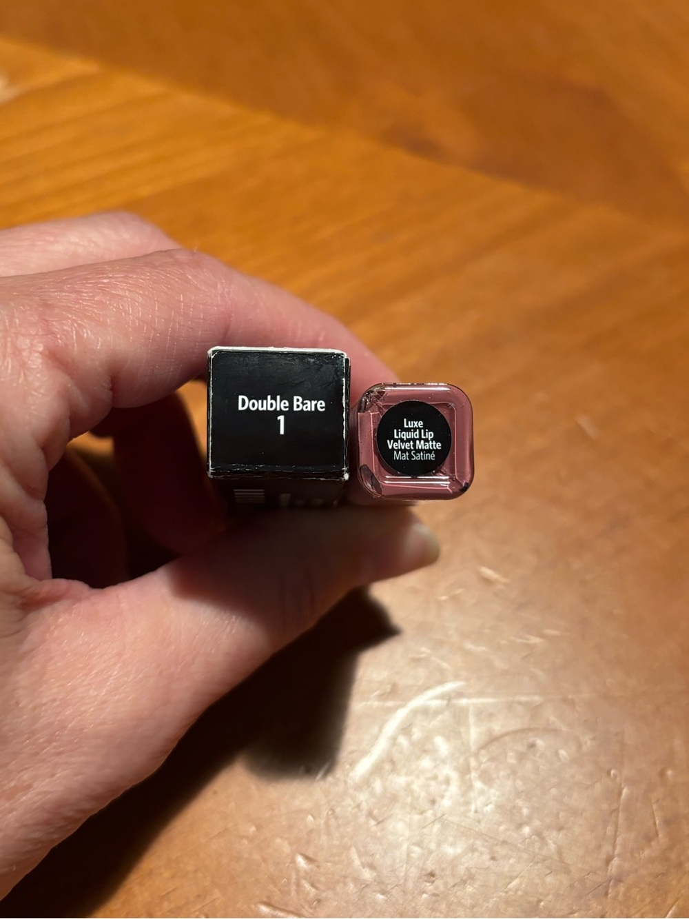 Bobbi Brown Luxe Liquid Lip Double Bare - Picture 7 of 10